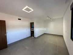 Casa de Condomínio com 4 Quartos à venda, 214m² no Jardins Bolonha, Senador Canedo - Foto 4