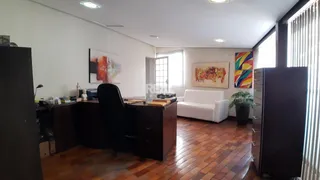 Casa Comercial com 8 Quartos para alugar, 300m² no Funcionários, Belo Horizonte - Foto 4