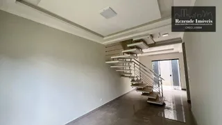 Sobrado com 3 Quartos à venda, 125m² no Fazendinha, Curitiba - Foto 3