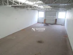 Loja / Salão / Ponto Comercial para alugar, 337m² no Bassan, Marília - Foto 13