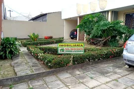 Casa com 4 Quartos à venda, 198m² no Cidade dos Funcionários, Fortaleza - Foto 2