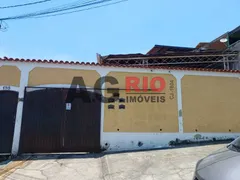 Casa de Vila com 3 Quartos à venda, 138m² no Marechal Hermes, Rio de Janeiro - Foto 1