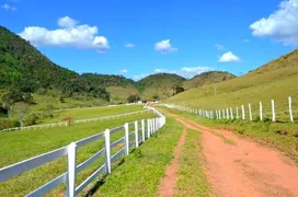 Fazenda / Sítio / Chácara com 7 Quartos à venda, 4224000m² no Itaipava, Petrópolis - Foto 3