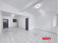 Conjunto Comercial / Sala para alugar, 40m² no Centro, Florianópolis - Foto 3