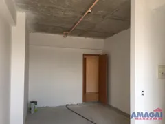 Conjunto Comercial / Sala para alugar, 28m² no Centro, Jacareí - Foto 6