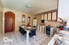 Casa com 4 Quartos à venda, 240m² no Coqueiros, Florianópolis - Foto 4