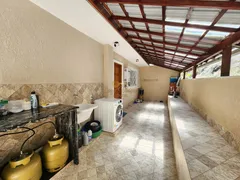 Casa de Condomínio com 4 Quartos à venda, 150m² no Carlos Guinle, Teresópolis - Foto 35