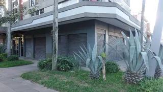 Loja / Salão / Ponto Comercial para alugar, 170m² no Navegantes, Porto Alegre - Foto 1