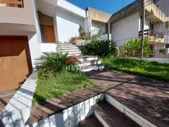 Casa com 3 Quartos à venda, 230m² no Jardim Lindóia, Porto Alegre - Foto 1