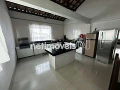 Casa com 6 Quartos à venda, 200m² no Amazonas, Betim - Foto 2
