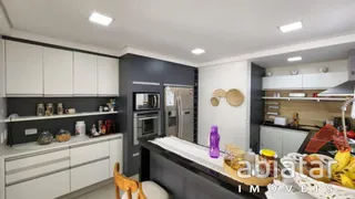 Casa de Condomínio com 3 Quartos à venda, 340m² no Jardim Monte Alegre, Taboão da Serra - Foto 8