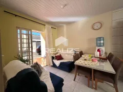 Casa com 2 Quartos à venda, 48m² no Jardim Lancaster, Foz do Iguaçu - Foto 5