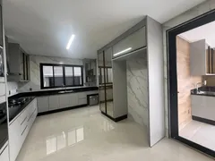 Casa de Condomínio com 5 Quartos à venda, 400m² no Alphaville Flamboyant Residencial Araguaia, Goiânia - Foto 10