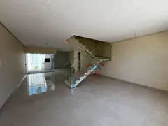 Casa com 3 Quartos à venda, 121m² no Estância Velha, Canoas - Foto 2