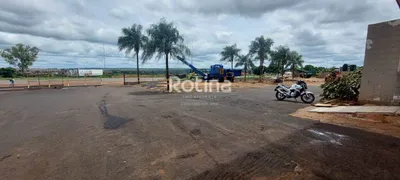 Galpão / Depósito / Armazém para alugar, 1700m² no Dona Zulmira, Uberlândia - Foto 3