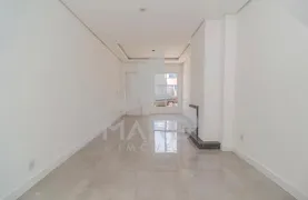 Casa com 2 Quartos à venda, 107m² no Hípica, Porto Alegre - Foto 4