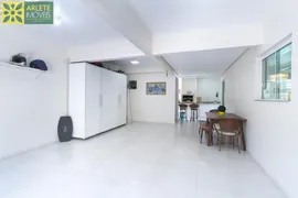 Casa com 3 Quartos para alugar, 150m² no Centro, Bombinhas - Foto 9