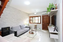 Casa de Condomínio com 3 Quartos à venda, 197m² no Guarujá, Porto Alegre - Foto 2