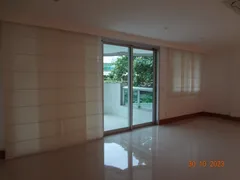 Apartamento com 3 Quartos para alugar, 140m² no Barra da Tijuca, Rio de Janeiro - Foto 2