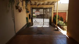 Casa com 3 Quartos à venda, 193m² no Jardim Irajá, Ribeirão Preto - Foto 2