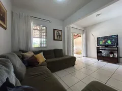 Casa com 3 Quartos à venda, 176m² no Teixeira Dias, Belo Horizonte - Foto 3