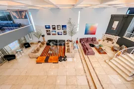 Casa de Condomínio com 6 Quartos à venda, 870m² no Alphaville, Santana de Parnaíba - Foto 13