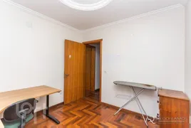 Casa com 3 Quartos à venda, 212m² no Vila Jardim, Porto Alegre - Foto 19