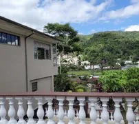 Casa com 3 Quartos à venda, 230m² no Mosela, Petrópolis - Foto 4