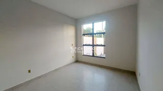 Casa com 3 Quartos à venda, 94m² no Universitário, Cascavel - Foto 8