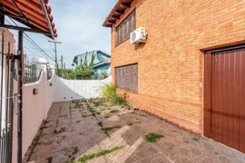 Casa com 3 Quartos à venda, 338m² no Santa Maria Goretti, Porto Alegre - Foto 6