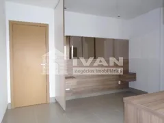 Flat com 1 Quarto para alugar, 35m² no Morada da Colina, Uberlândia - Foto 3