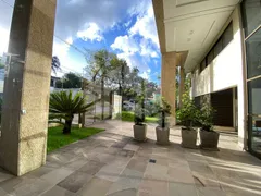 Apartamento com 2 Quartos para alugar, 108m² no Petrópolis, Porto Alegre - Foto 26