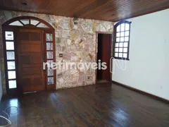 Casa com 3 Quartos à venda, 250m² no Concórdia, Belo Horizonte - Foto 3