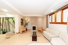 Casa de Condomínio com 4 Quartos para alugar, 584m² no São João, Curitiba - Foto 2