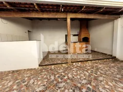 Casa com 3 Quartos à venda, 180m² no Granada, Uberlândia - Foto 28