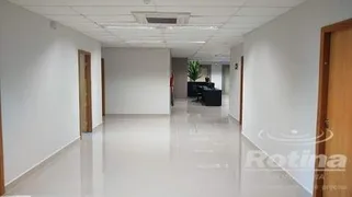 Conjunto Comercial / Sala para alugar, 22m² no Osvaldo Rezende, Uberlândia - Foto 7