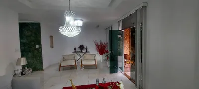 Casa com 4 Quartos à venda, 410m² no Caonze, Nova Iguaçu - Foto 15