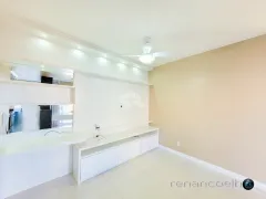 Apartamento com 2 Quartos à venda, 54m² no Fátima, Canoas - Foto 2