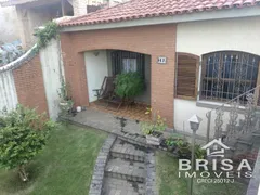 Casa com 3 Quartos à venda, 200m² no Jardim Maria Rosa, Taboão da Serra - Foto 17