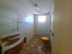 Apartamento com 3 Quartos para alugar, 140m² no Centro, Taubaté - Foto 9