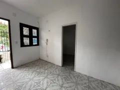 Kitnet com 1 Quarto para alugar, 35m² no Parquelândia, Fortaleza - Foto 4