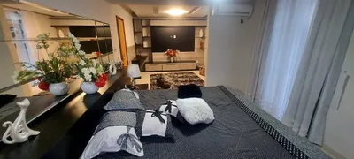 Casa com 4 Quartos à venda, 410m² no Caonze, Nova Iguaçu - Foto 2