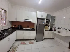 Casa com 3 Quartos à venda, 190m² no São Pedro, Londrina - Foto 3