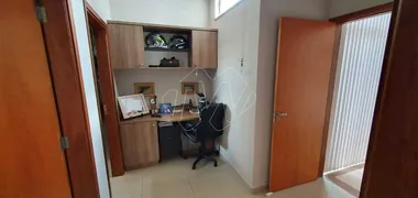 Casa com 3 Quartos à venda, 241m² no Jardim Bounganville, Araraquara - Foto 15