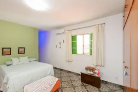 Casa com 3 Quartos à venda, 350m² no Setor Aeroporto, Goiânia - Foto 12