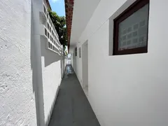 Prédio Inteiro com 8 Quartos para alugar, 300m² no Candelária, Natal - Foto 14