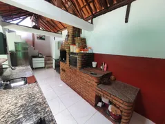 Casa com 3 Quartos à venda, 200m² no Carajás, Contagem - Foto 9