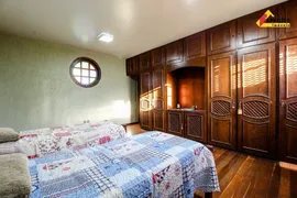 Casa com 6 Quartos à venda, 250m² no Centro, Divinópolis - Foto 14