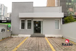 Casa Comercial para alugar, 300m² no Batel, Curitiba - Foto 2