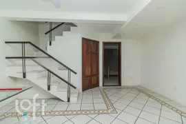 Casa de Condomínio com 2 Quartos à venda, 136m² no Setimo Ceu, Porto Alegre - Foto 2